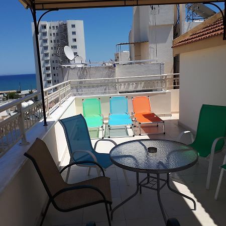 Panikos Beach Apartment I Ларнака Экстерьер фото